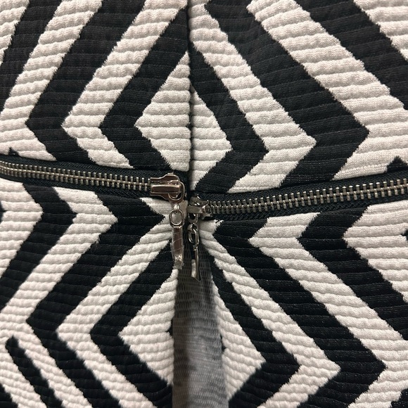 Chico's Black and White Geometric Dress - Picture 4 of 8